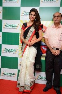 Shraddha Das at Freedom Buy Jar Get Car Offer Event  (26)