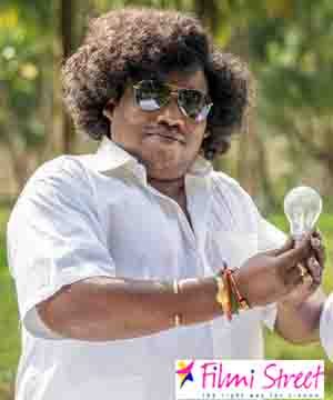 Comedy Actor Yogi Babu completing 100 movies in short period