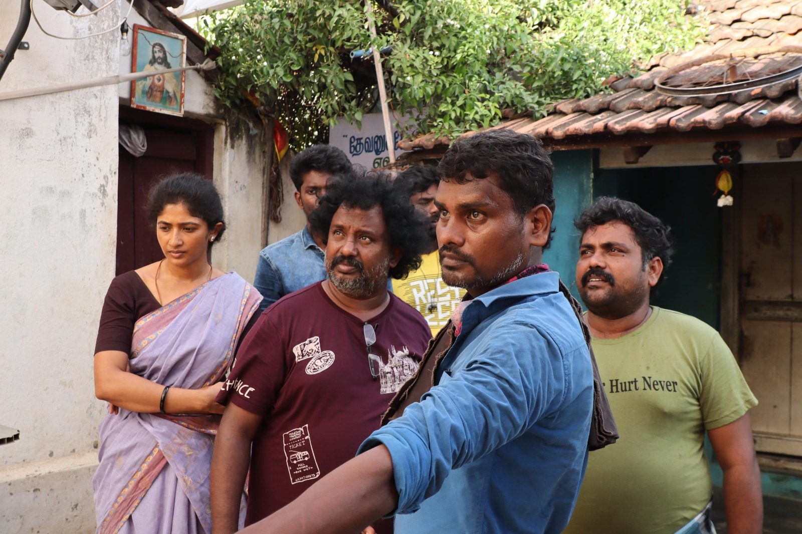 DHONIMA.. ‘வணங்கான்’ பட நாயகியை வளைத்து போட்ட காளி வெங்கட்