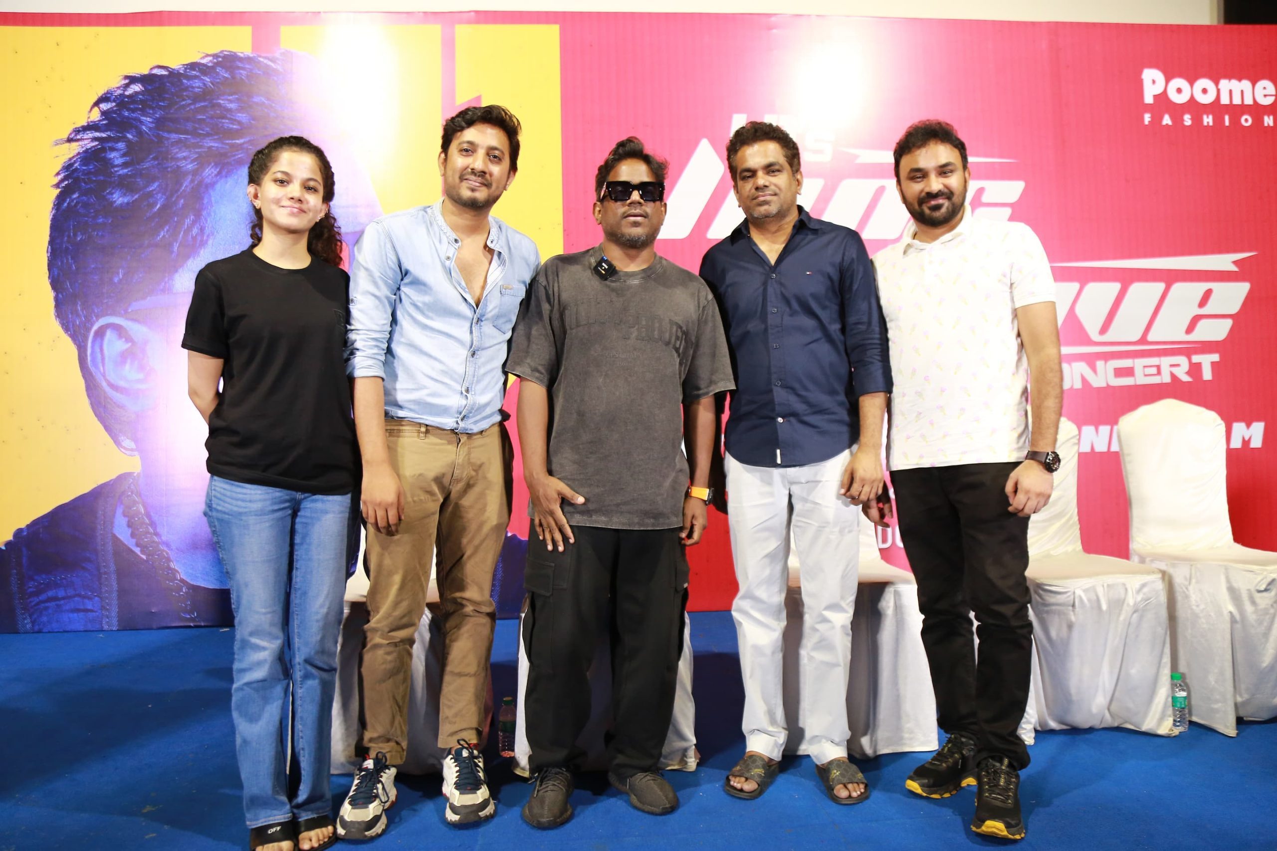 சென்னையில் இசை மழை..: U1 long drive live in concert.. 360 டிகிரி மேடையில் யுவன்