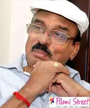 Kamal mourns for the death of Legendary filmmaker IV Sasi