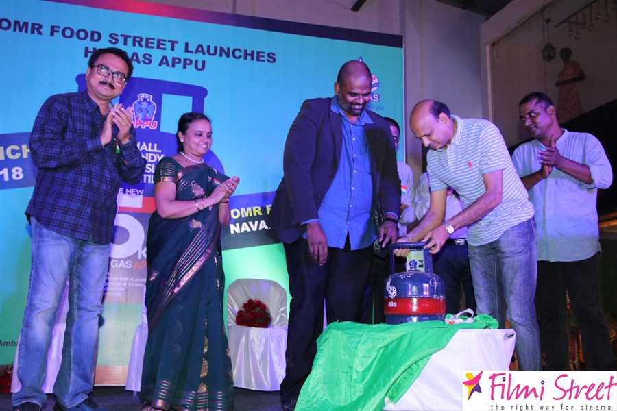 Launch of HP Gas APPU by OMR Food street (3)