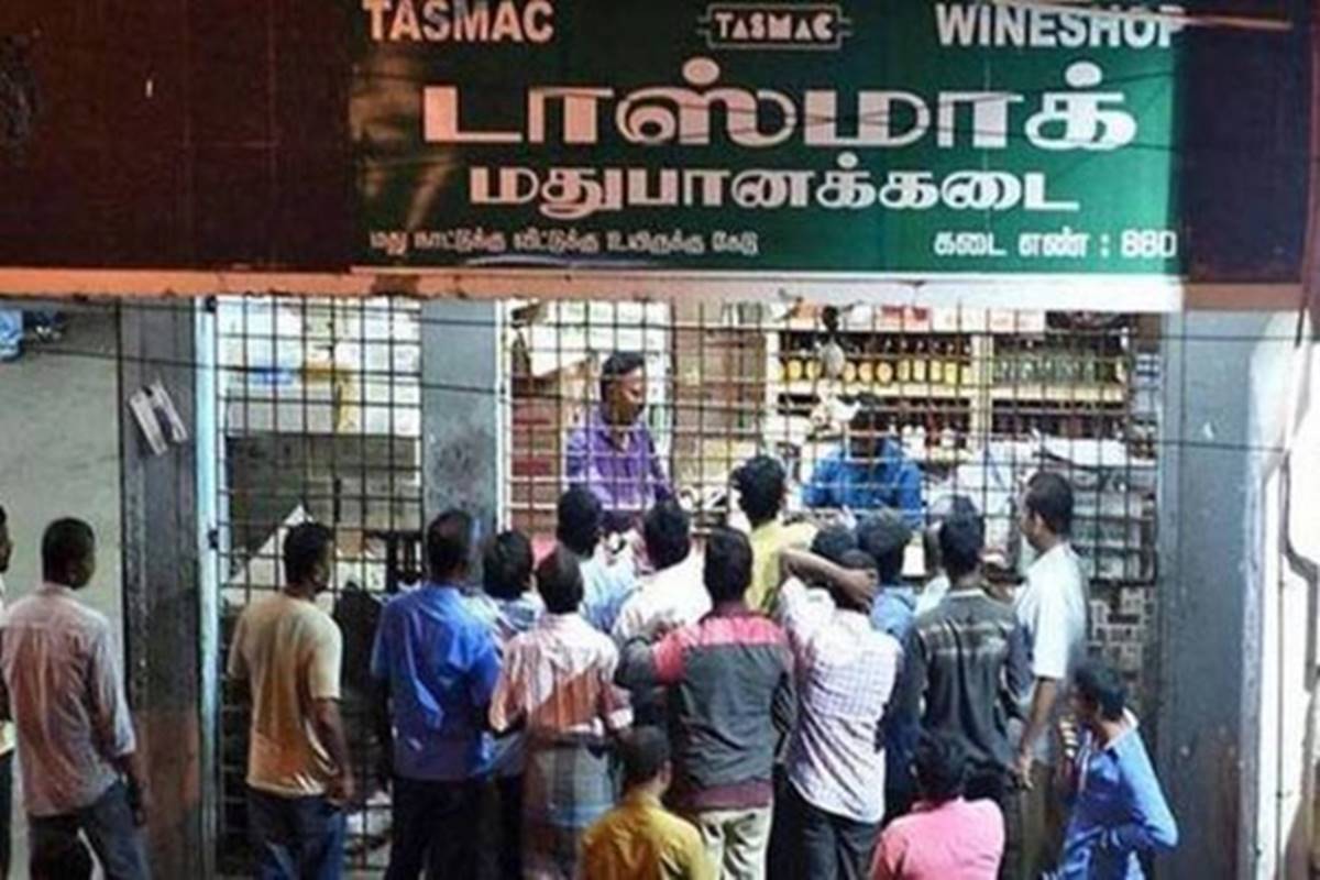 BREAKING சென்னையில் டாஸ்மாக் கடைகள் திறக்க உத்தரவு.; ஒரு கடைக்கு 500 டோக்கன்!