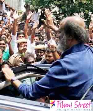 No power can split me and my fans says Rajinikanth