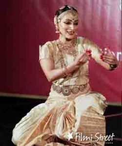 Aishwarya Dhanush Bharatanatyam performance at UN