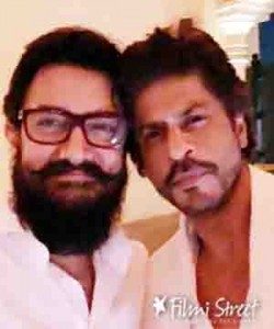 Shah Rukh Khan and Ameerkhan took photograph first time