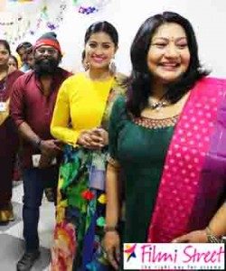 Sneha inaugurated V Care Multi Specialty Clinic at Ambattur