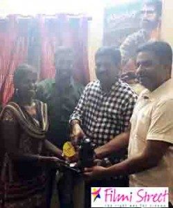 Vikram fans helped poor peoples on their heros birth day